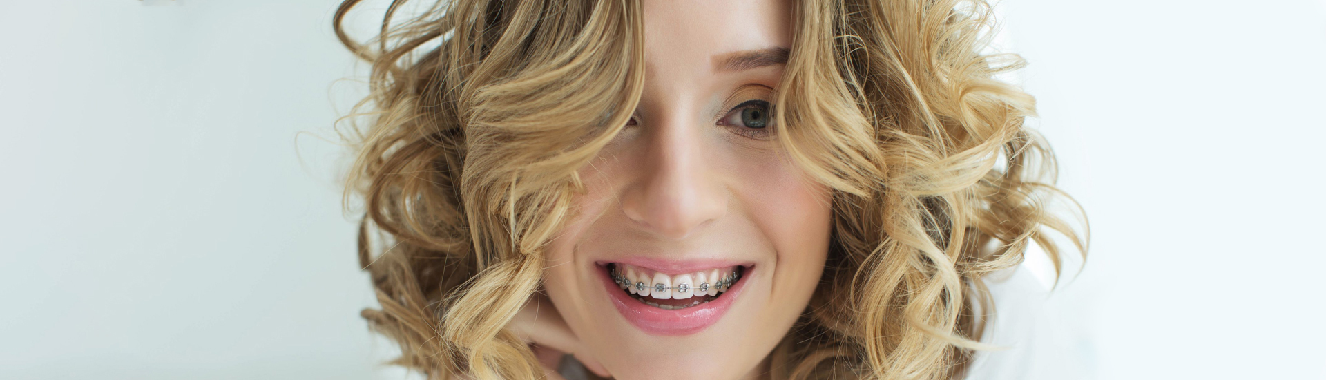 A Detailed Look into Different Orthodontic Treatments That Can Give You a Healthy Smile            